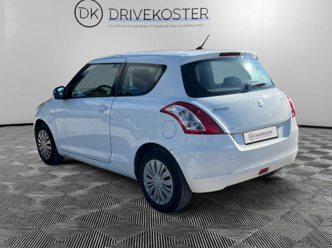 Suzuki Swift 1.2 VVT - 94 cv - Avantage *Premire mai BLANC de 2016