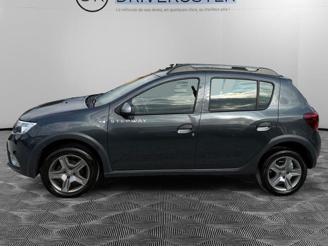 Dacia Sandero 0.9 TCe - 90 - BV Easy-R II BERLINE Step Noir mtallis de 2017