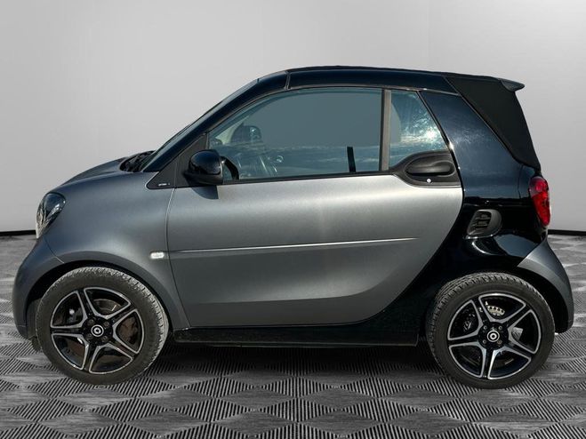 Smart Fortwo Cabrio 0.9i - 90 S&S - BV Twinamic CABRI NOIR de 2017