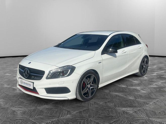 Cliquer pour voir la photo suivante Mercedes Classe A 250 - 211 cv -BV 7G-DCT - SPORT 4-Matic Blanc de 2014