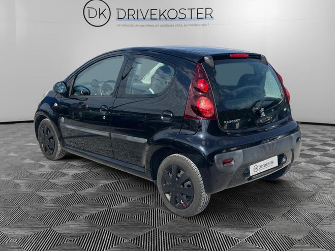Peugeot 107 1.0i 12V - 68 cv - Finition Envy NOIR de 2013