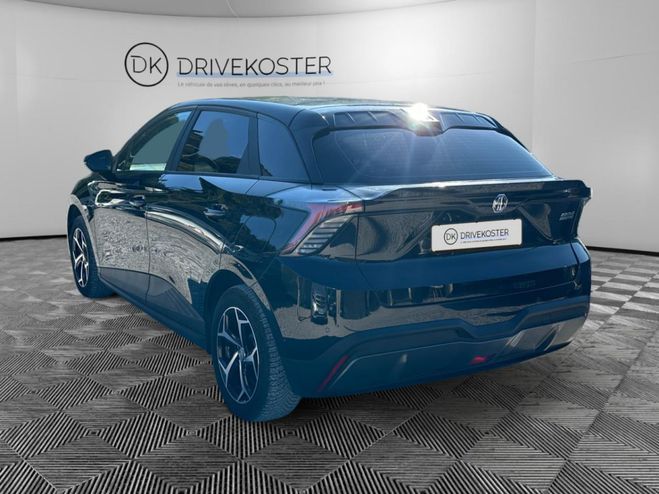 MG MG4 170 - 51 KWh *GARANTIE CONSTRUCTEUR Noir de 2023