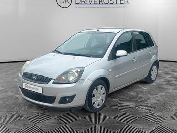  Voir détails -Ford Fiesta 1.3i 2002 BERLINE Fun PHASE 2 à Nice (06)