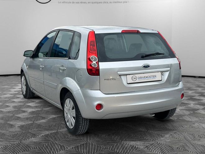 Ford Fiesta 1.3i 2002 BERLINE Fun PHASE 2 GRIS CLAIR de 2008