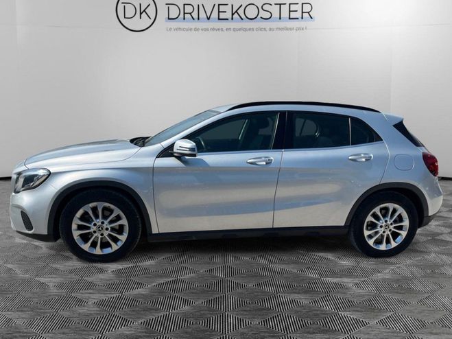 Mercedes Classe GLA 200 d - BV 7G-DCT - Business Edition GRIS CLAIR de 2018