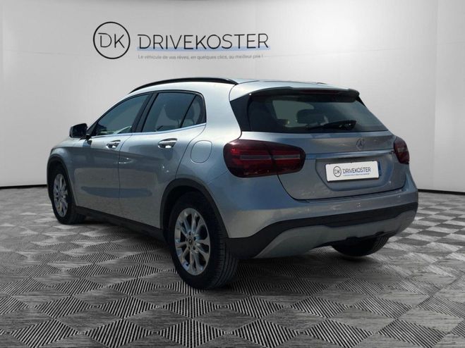 Mercedes Classe GLA 200 d - BV 7G-DCT - Business Edition GRIS CLAIR de 2018