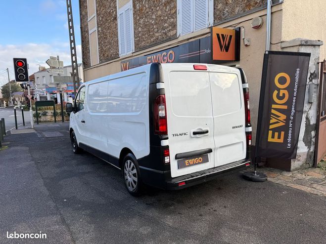 Renault Trafic vu fourgon 2.0 dci 120 l2h1 grand confor Blanc de 2021