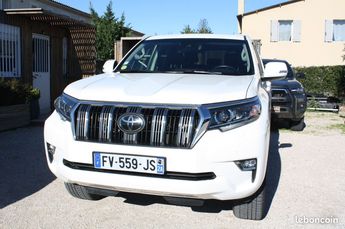  Voir d&eacute;tails -Toyota Land Cruiser lounge bva 5 portes 7 places &agrave; L'Isle-sur-la-Sorgue (84)