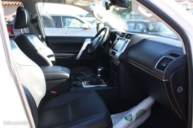 Toyota Land Cruiser lounge bva 5 portes 7 places Blanc de 2020