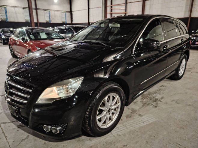 Cliquer pour voir la photo suivante Mercedes Classe R II 300 CDI BE Pack Technologie NOIR de 2011
