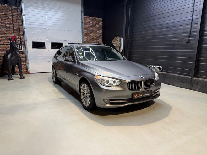 BMW Serie 5 Gran Turismo 530d EXCLUSIVE 245 cv CAMR Gris de 2010