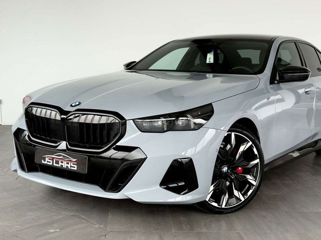BMW Serie 5 520 dA PACKM-1ERPRO-T.PANO-LASER-CUIR-H  Gris de 2024