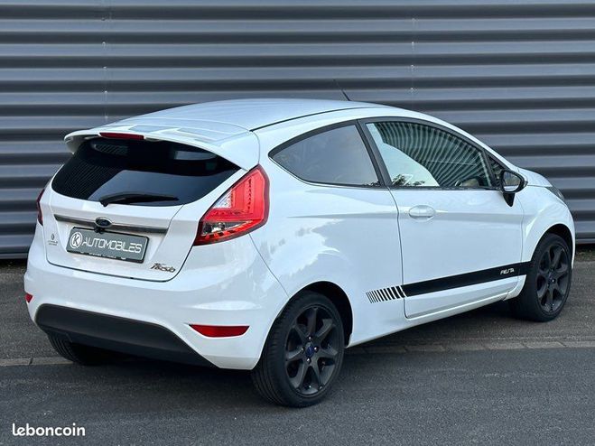 Ford Fiesta 1.25 82CH EDITION TITANIUM 88000KM BVM5  Blanc de 2012