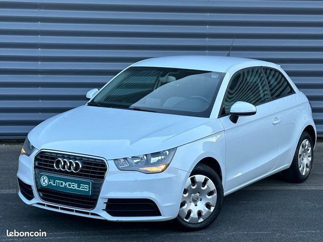 Audi A1 1.2 TFSI 86CH PACK ATTRACTION 137000Km B Blanc de 2012