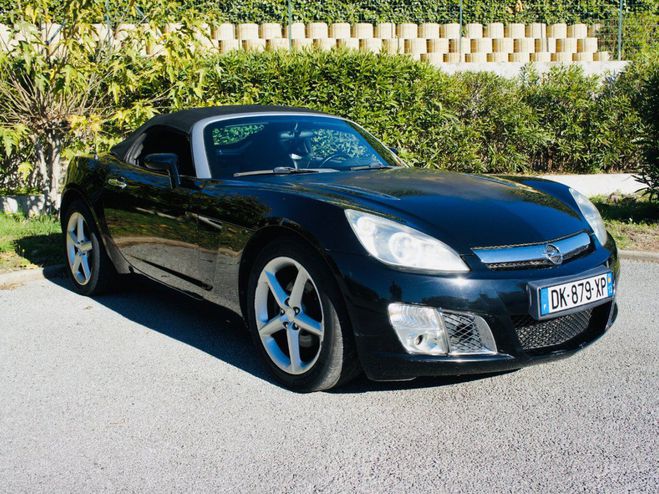 Cliquer pour voir la photo suivante Opel GT 2.0i Turbo Ecotec ROADSTER NOIRE de 2009