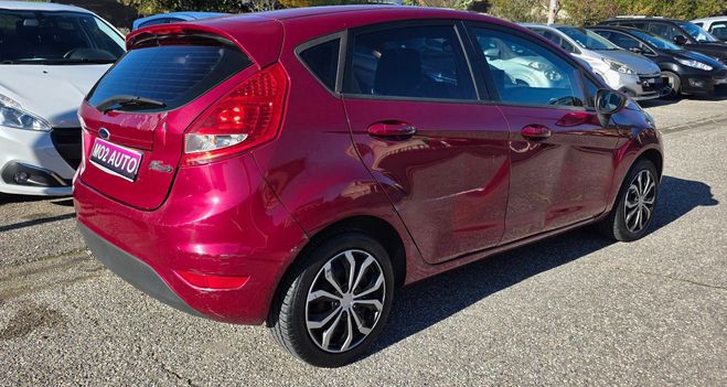 Ford Fiesta 142.000kms 1.25i 82CH TREND 2012 GPS CAM violet de 2012