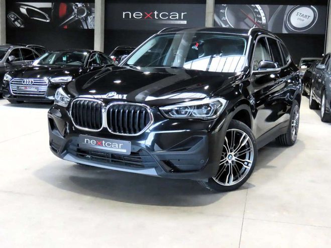 Cliquer pour voir la photo suivante BMW X1 16d sDrive Noir Métallisé de