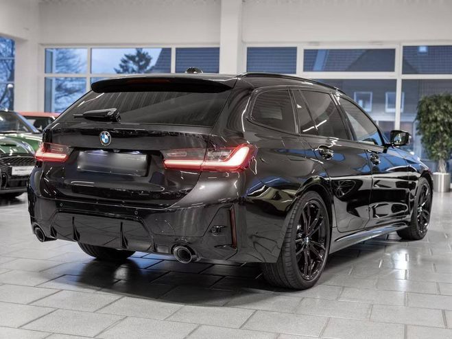 BMW Serie 3 330 i Touring M-Sport Pro FACEL. PANO LE SAPHIR NOIR MTALLIS de 2023