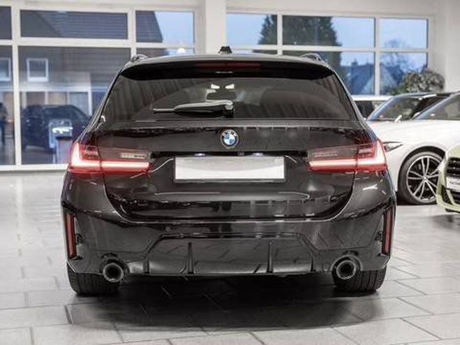 BMW Serie 3 330 i Touring M-Sport Pro FACEL. PANO LE SAPHIR NOIR MTALLIS de 2023