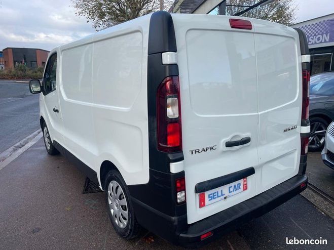 Renault Trafic 2.0 dci 120ch Grand Confort Blanc de 2021