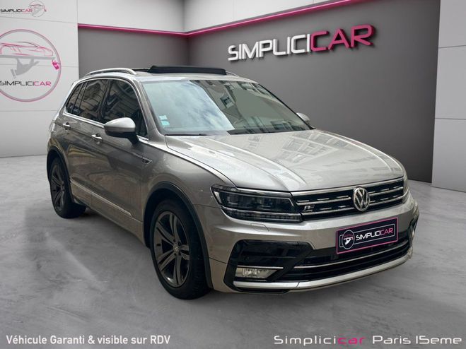 Cliquer pour voir la photo suivante Volkswagen Tiguan 2.0 TDI 150 DSG7 Carat R-Line FULL OPTIO Gris de 2016