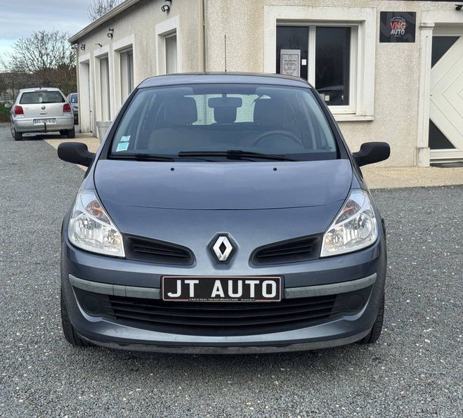 Renault Clio III (B/C85) 1.4 16v 98ch Luxe Privilge  INC. de 2005