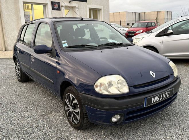 Renault Clio II 1.2 60ch RXE EXTREM 5p BLEU F de 2001