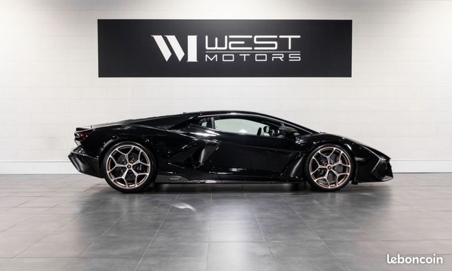 Lamborghini Revuelto V12 1015 Ch NEUVE DISPO PAS DE MALUS Ful Noir de 2025
