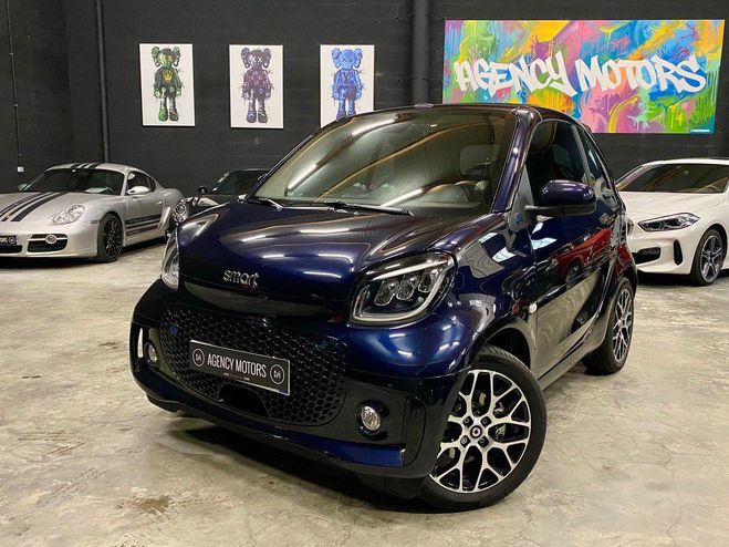 Smart Fortwo Cabriolet EQ 82 ch Prime  299?/ mois su Bleu Marine de 2024