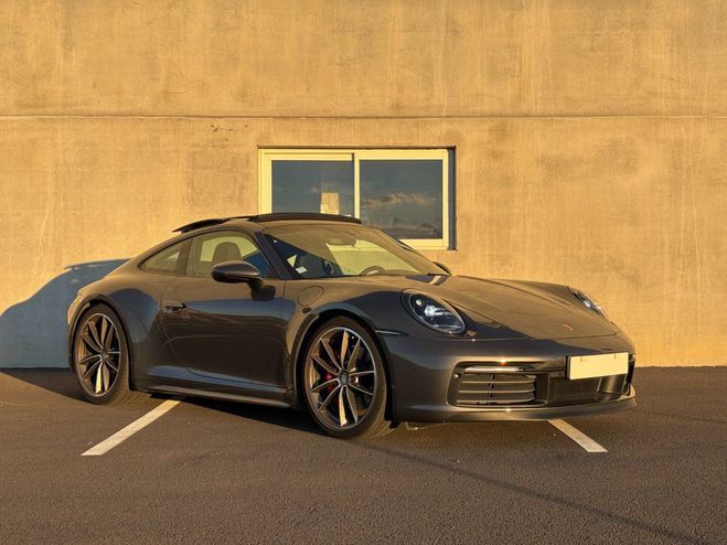 Porsche 911 992 Carrera 4S Gris anthracite de 2019