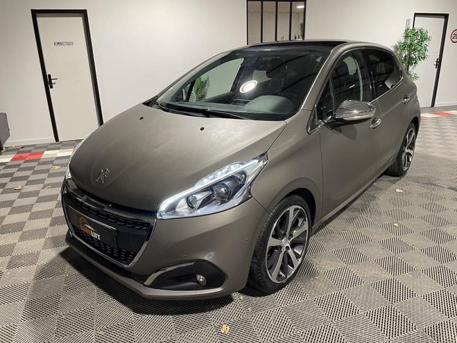 Cliquer pour voir la photo suivante Peugeot 208 110CH FÉLINE -BOITE AUTO-TOIT PANO-GARAN Gris Mat de 2015