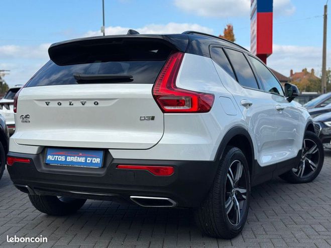 Volvo XC40 379/mois 2.0 D3 150ch R-DESIGN GEARTRONI Blanc de 2020