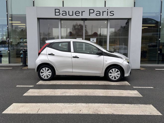 Toyota Aygo MY20 1.0 VVT-i x Gris de 2020