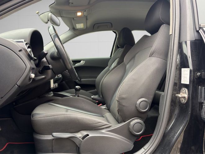 Audi A1 Sportback 1.6 TDI 116CH AMBITION LUXE Noir de 2015