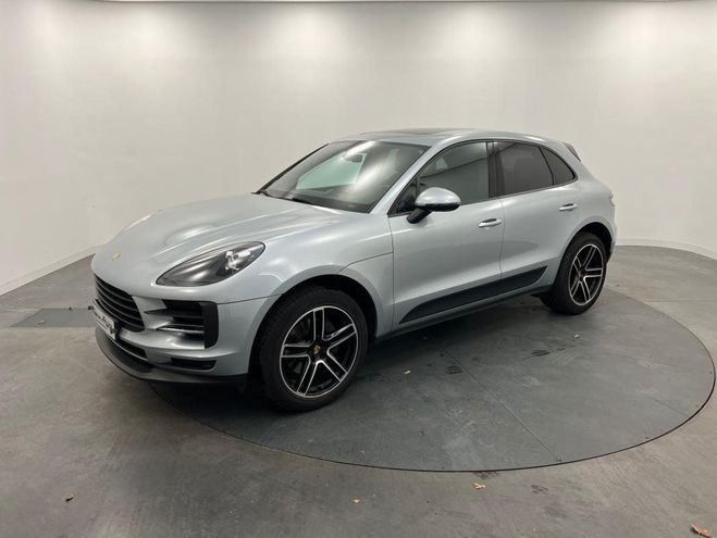 Cliquer pour voir la photo suivante Porsche Macan 2.0 245 ch PDK Gris Métallisé de 2019