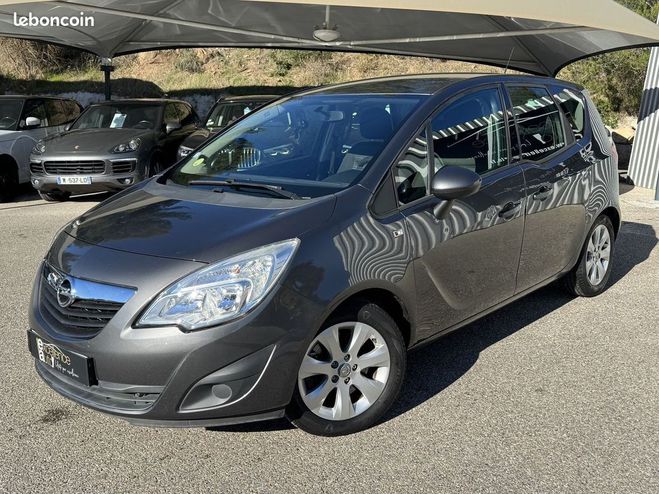 Opel Meriva 1.7 CDTI110 FAP COSMO Gris de 2011