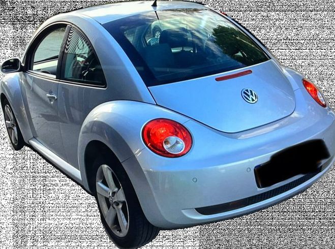 Volkswagen Beetle 1.6 102CH CARAT Gris de 2011
