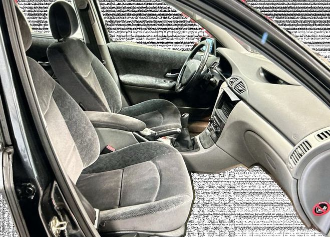 Renault Laguna II 1.9 DCI 100CH EXPRESSION Gris F de 2002