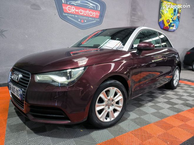 Audi A1 1.6 Tdi 105cv Attraction Carnet avec sui Autre de 2011