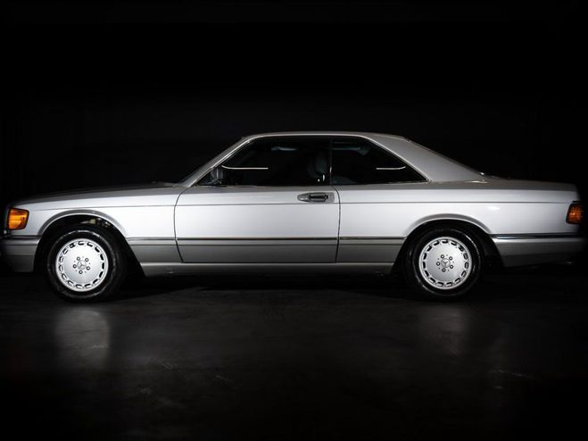 Cliquer pour voir la photo suivante Mercedes 500 ETAT NEUF ARGENT de 1988