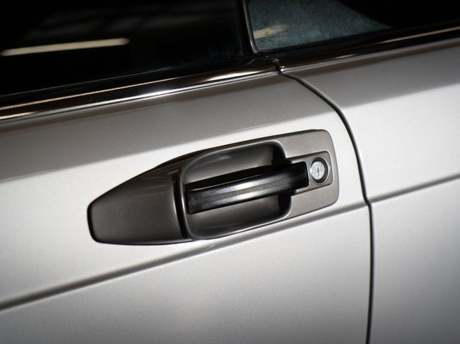 Mercedes 500 ETAT NEUF ARGENT de 1988