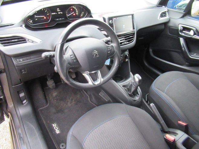 Peugeot 208 1.2 PURETECH 82CH STYLE 5P Gris Fonce de 2017