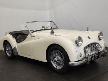  Voir d&eacute;tails -Triumph TR3 petite bouche &agrave; Cr�ances (50)