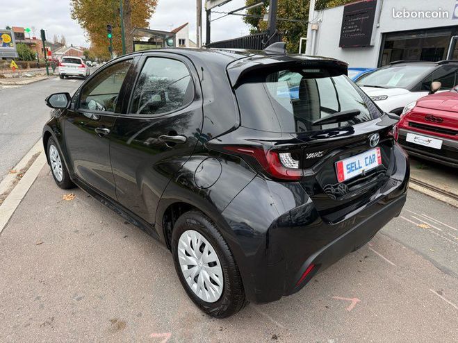 Toyota Yaris 1.5 Hybrid 116ch Dynamic Business 10-202 Noir de 2022