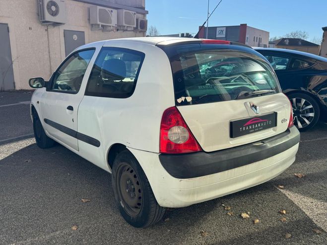 Renault Clio 1.4i 16V Expression / Distri a jour Blanc de 2001