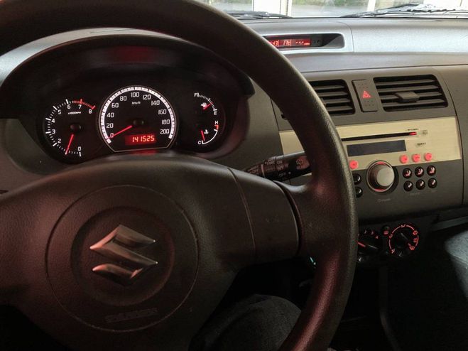 Suzuki Swift II 1.3 VVT GLX 3p NOIR de 2009