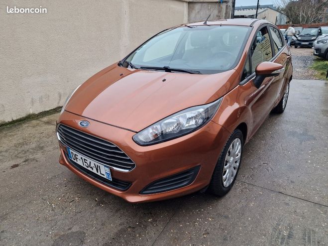 Cliquer pour voir la photo suivante Ford Fiesta 1.0 ecoboost 100ch s&s 1ère main garanti Marron de 2014