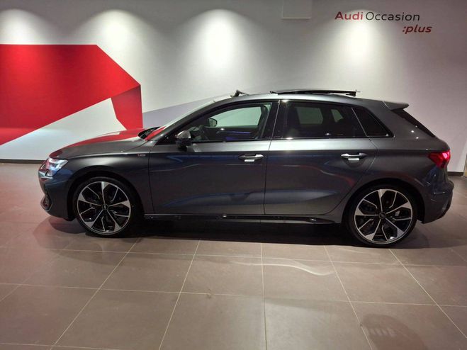 Audi A3 Sportback TDI 150 S tronic 7 S line Daytona Gray Pearl Effect de 2025