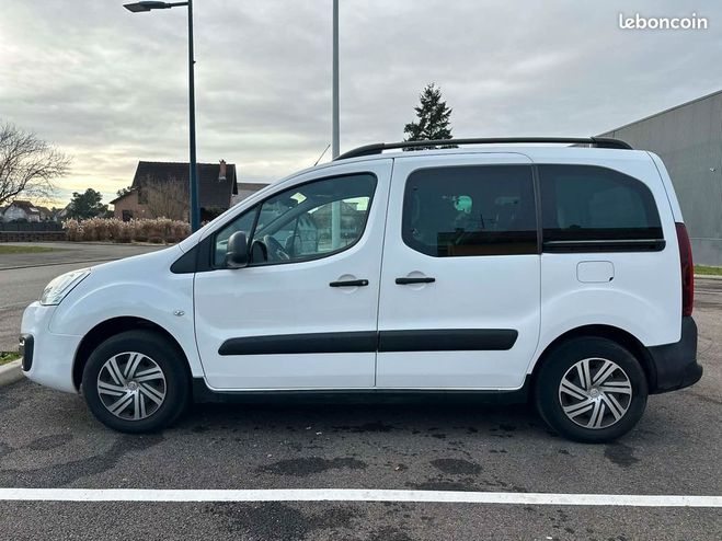Citroen Berlingo 1.6 hdi combi xtr boite automatique 2017 Blanc de 2017