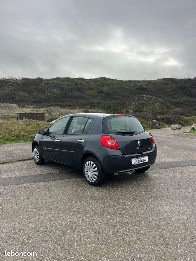 Renault Clio 3 1.2 Bleu de 2006